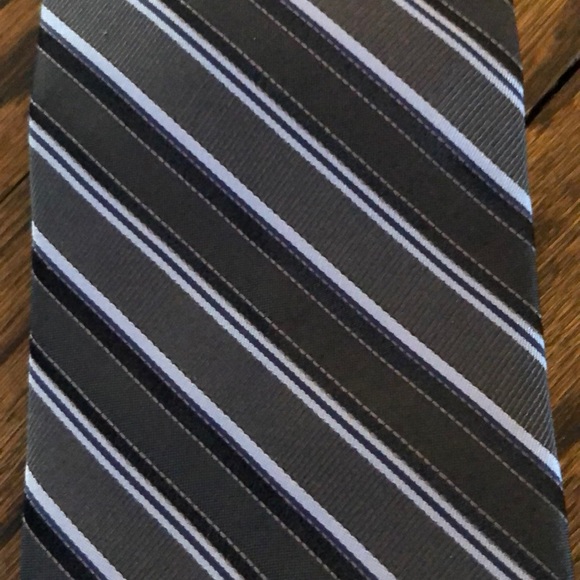 Calvin Klein tie - Picture 2 of 3